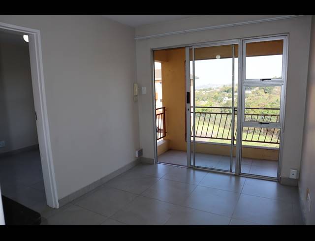 1 BEDROOM APARTMENT FOR SALE IN CAVERSHAM GLEN